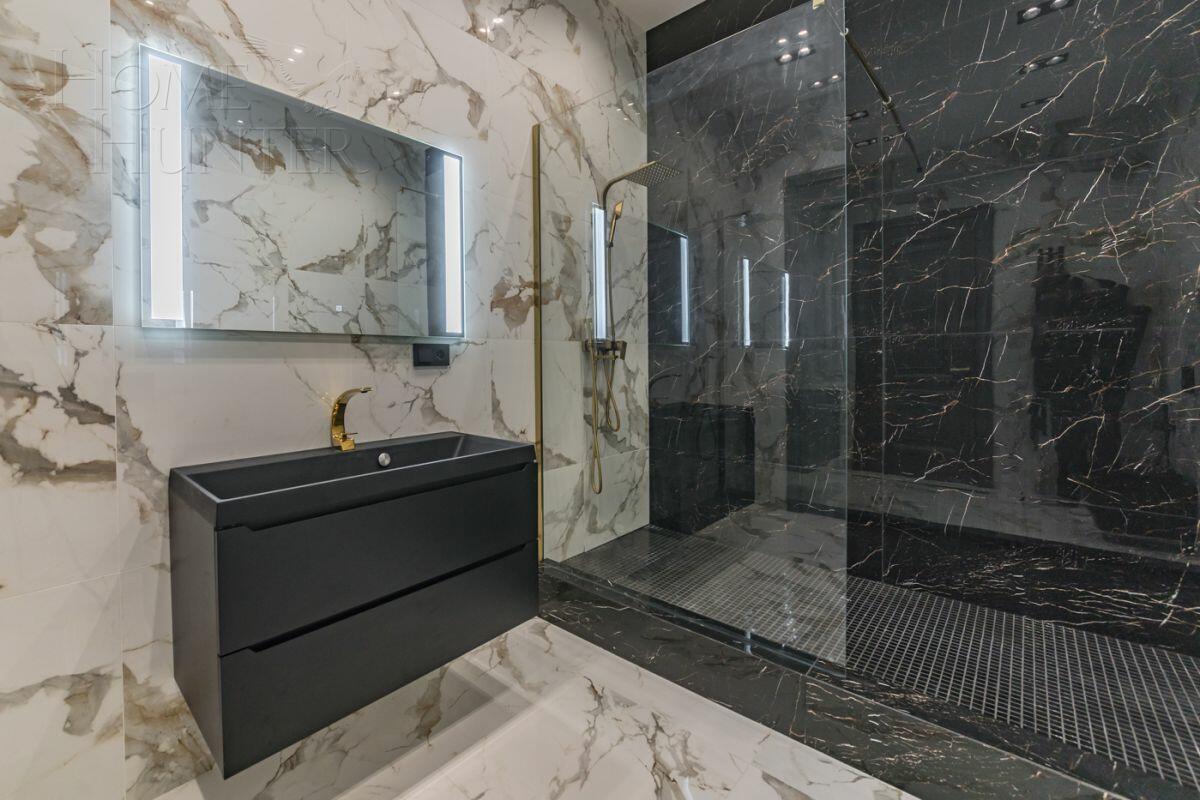 2-этажный коттедж 286 м² с отделкой