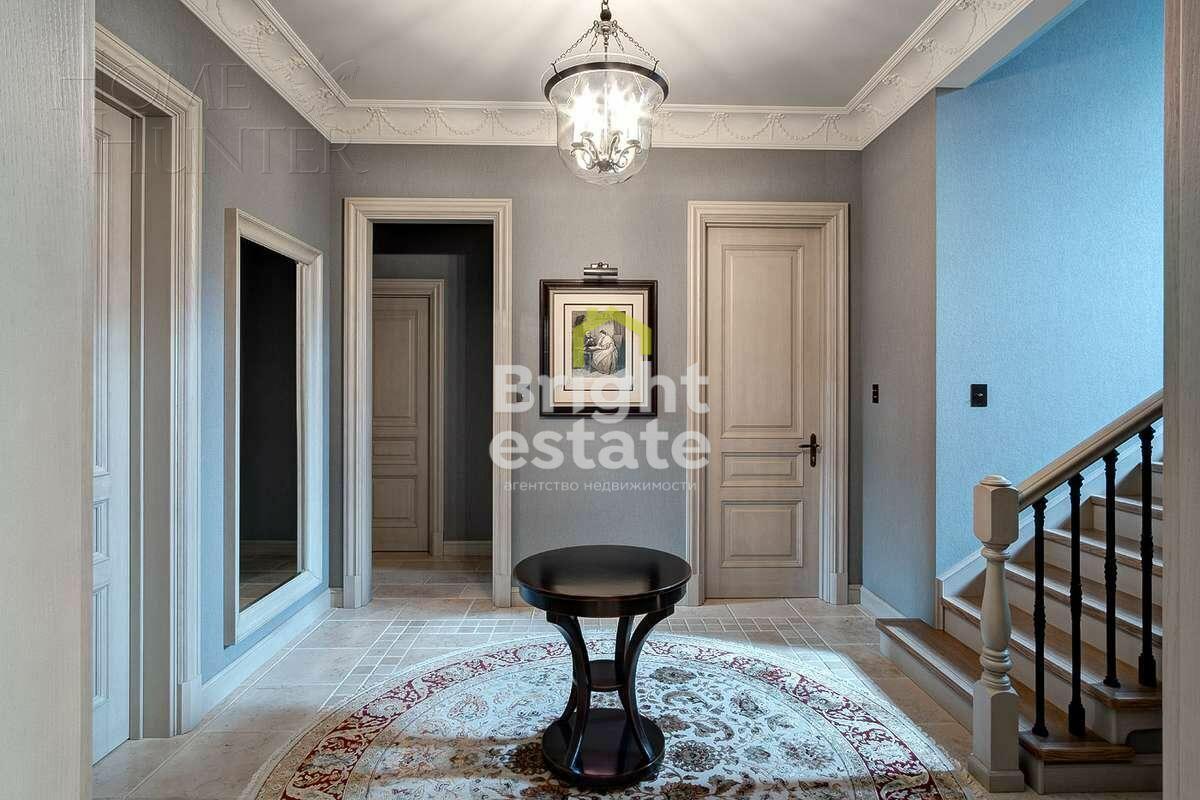 3-этажный коттедж 420 м² с отделкой