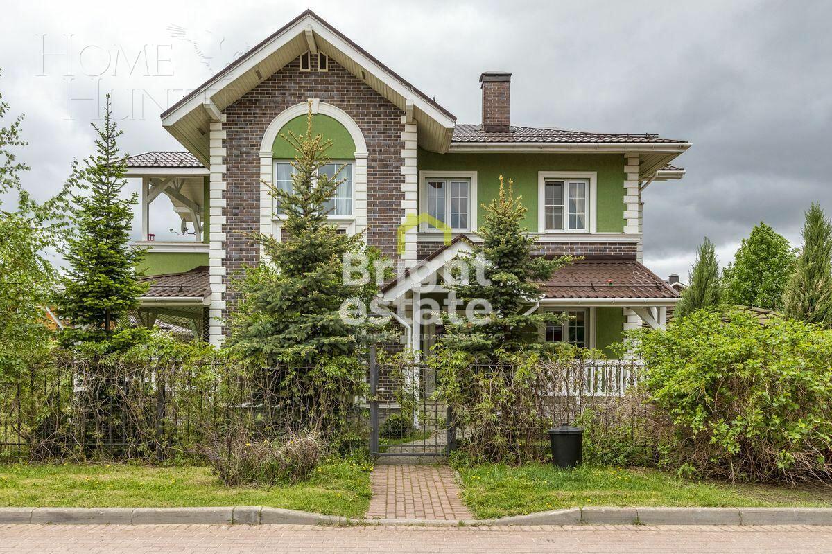 2-этажный коттедж 270 м² с отделкой