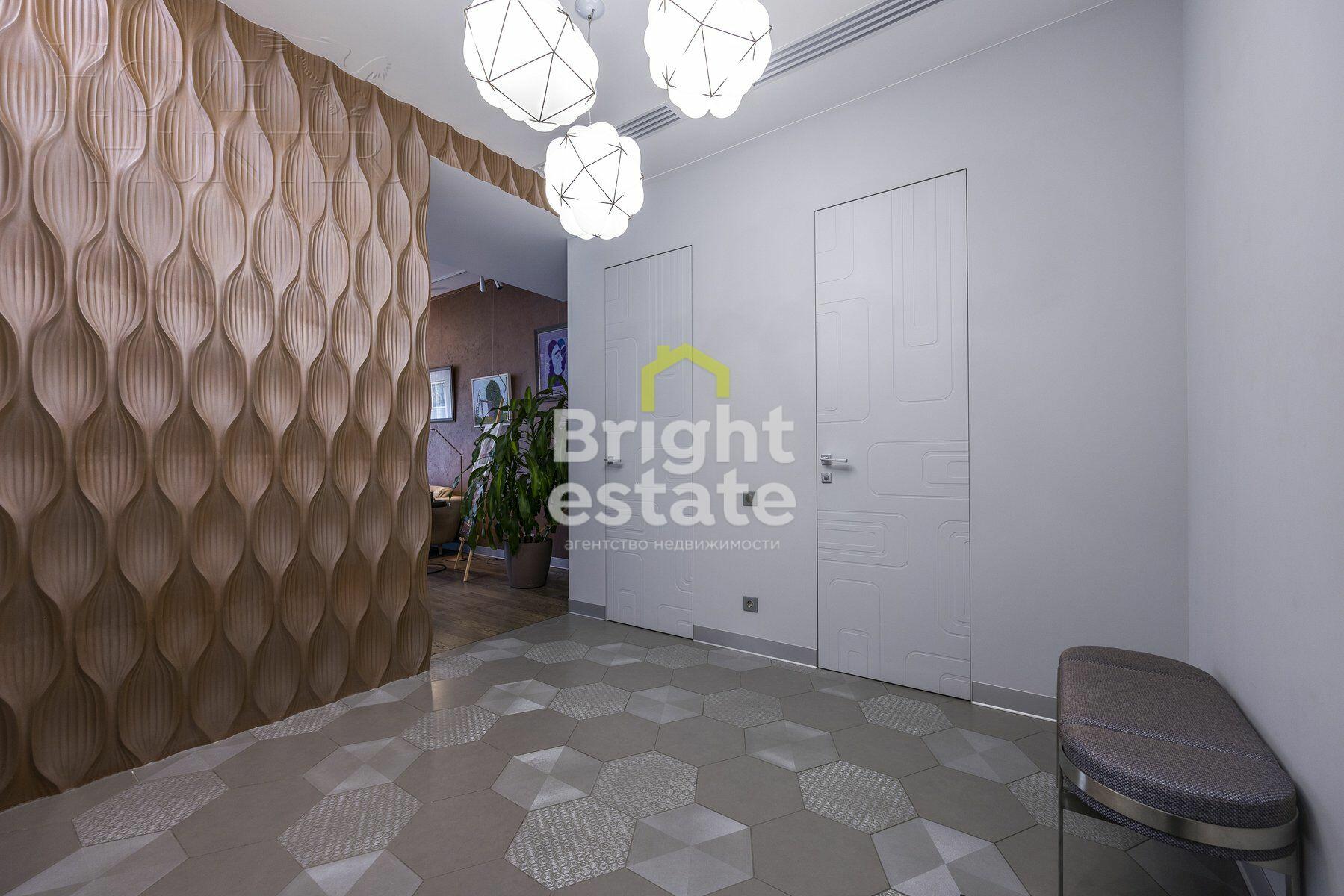 3-КОМН. КВАРТИРА С ОТДЕЛКОЙ 120 М² НА 2 ЭТАЖЕ