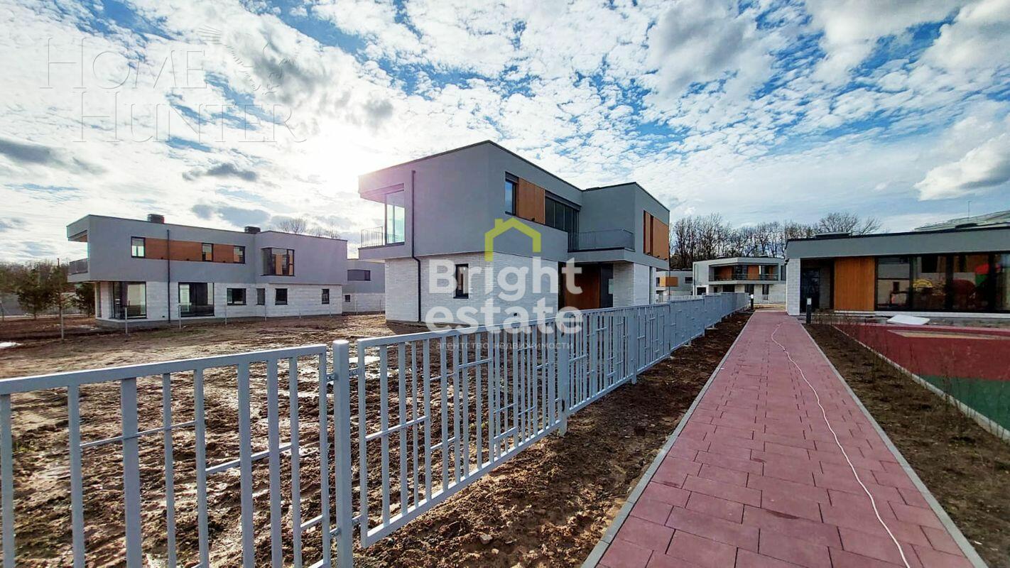 2-этажный коттедж 425 м² без отделки