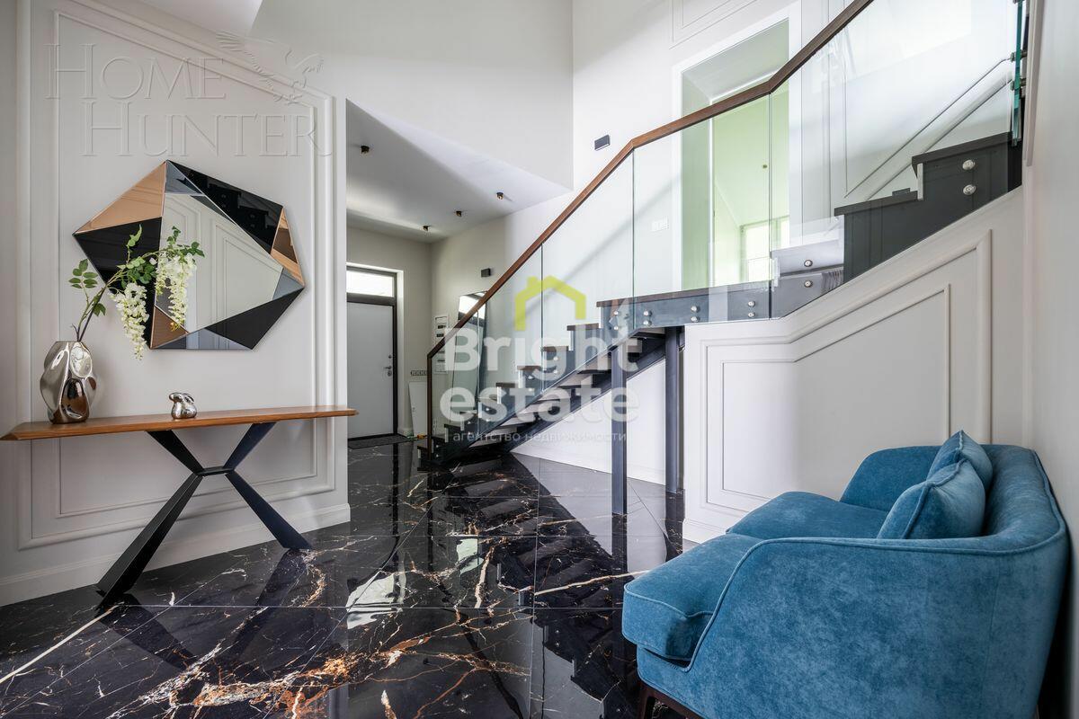 2-этажный коттедж 443 м² с отделкой