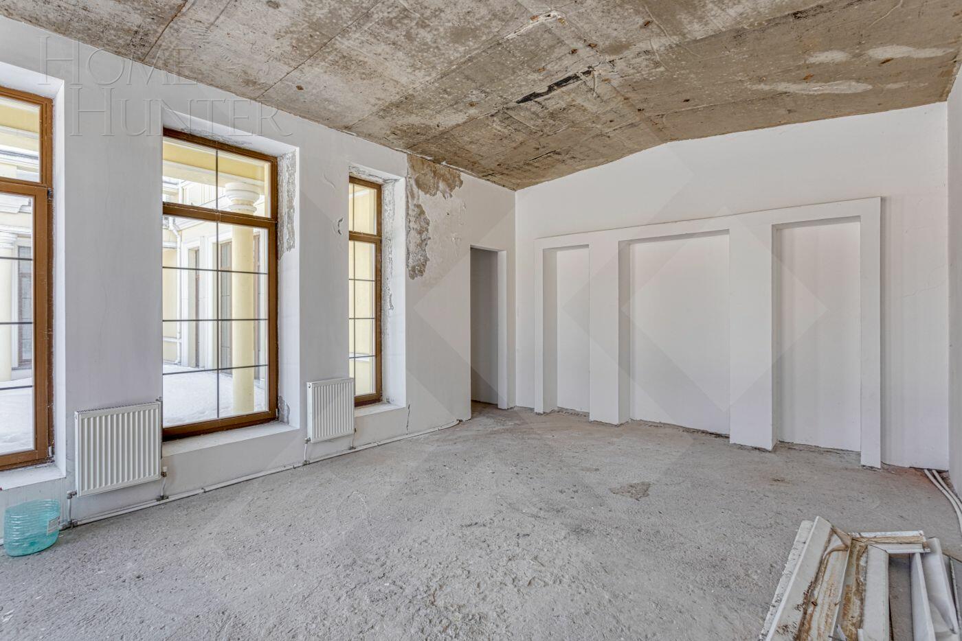 3-этажный коттедж 640 м² без отделки