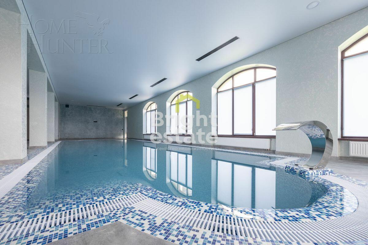 2-этажный коттедж 1 300 м² без отделки