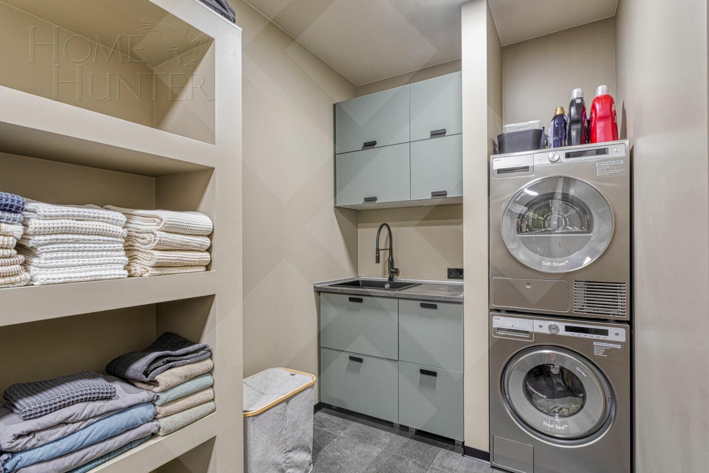 4-КОМН. КВАРТИРА С ОТДЕЛКОЙ 237 М² НА 5 ЭТАЖЕ