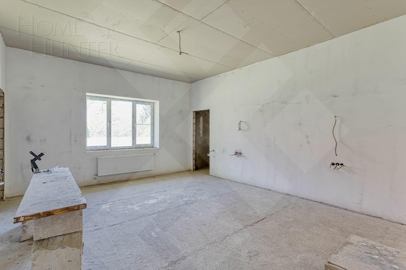 1-этажный коттедж 300 м² без отделки