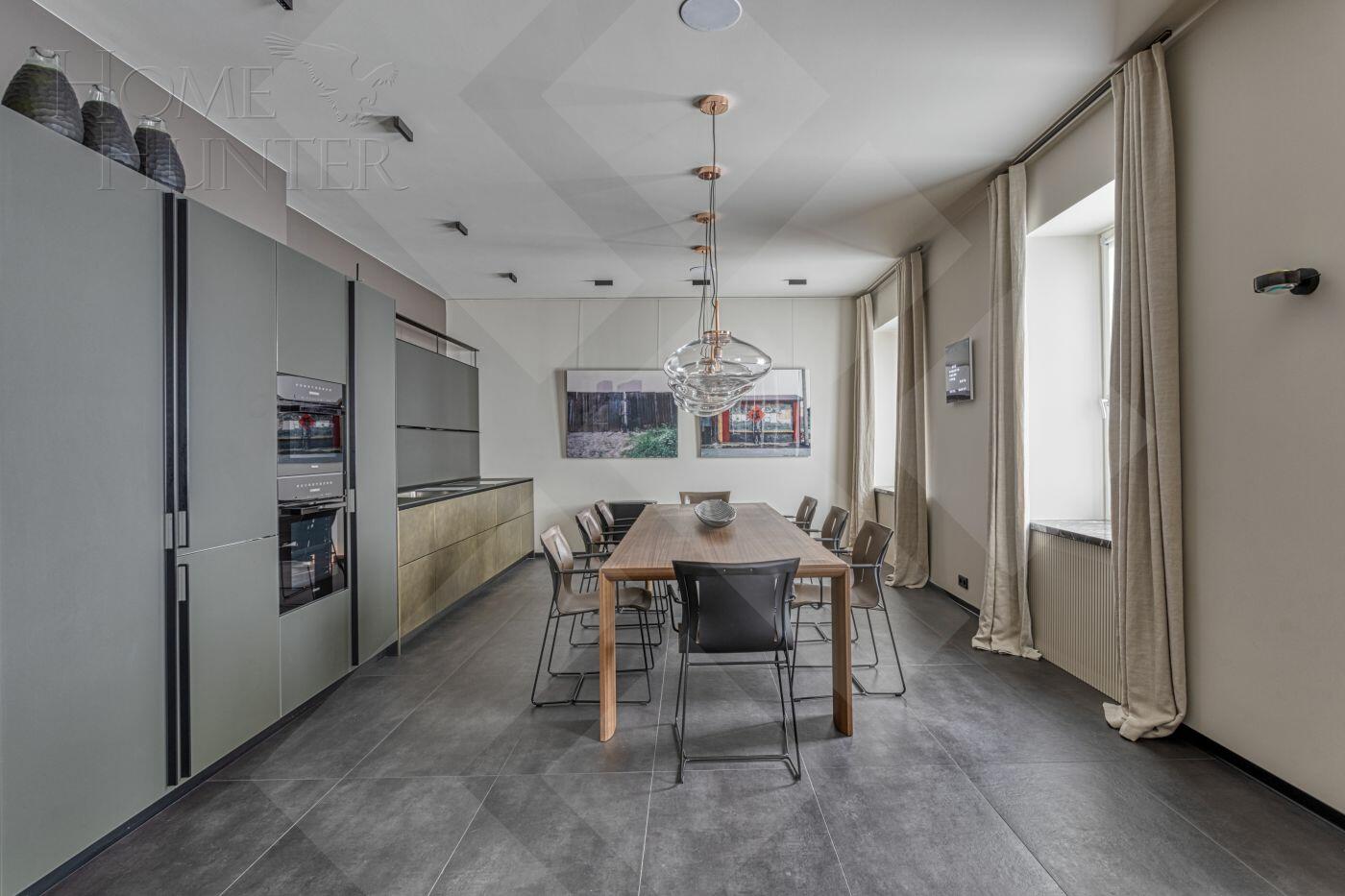 4-КОМН. КВАРТИРА С ОТДЕЛКОЙ 237 М² НА 5 ЭТАЖЕ