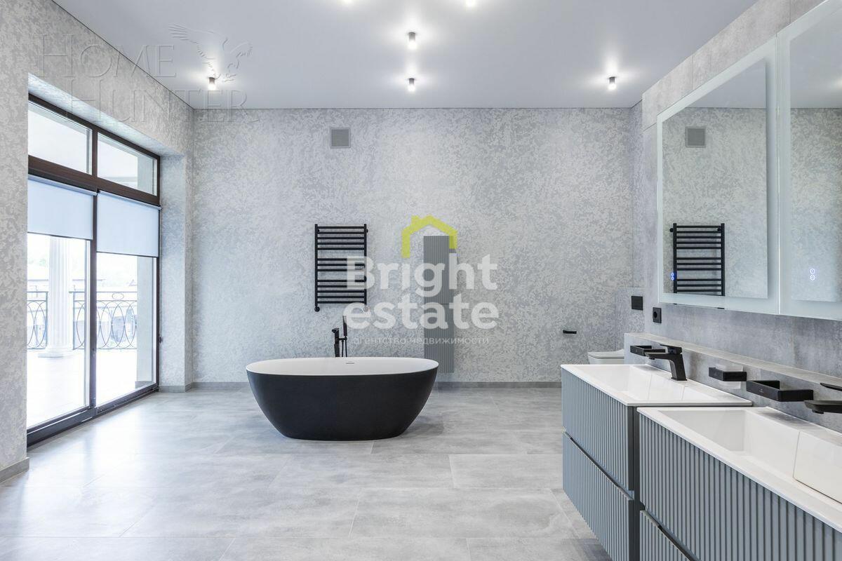 2-этажный коттедж 1 300 м² без отделки