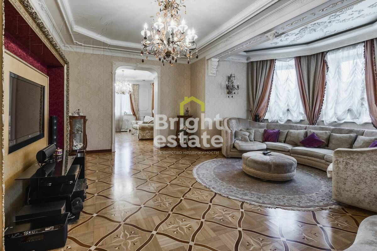 2-этажный коттедж 460 м² с отделкой