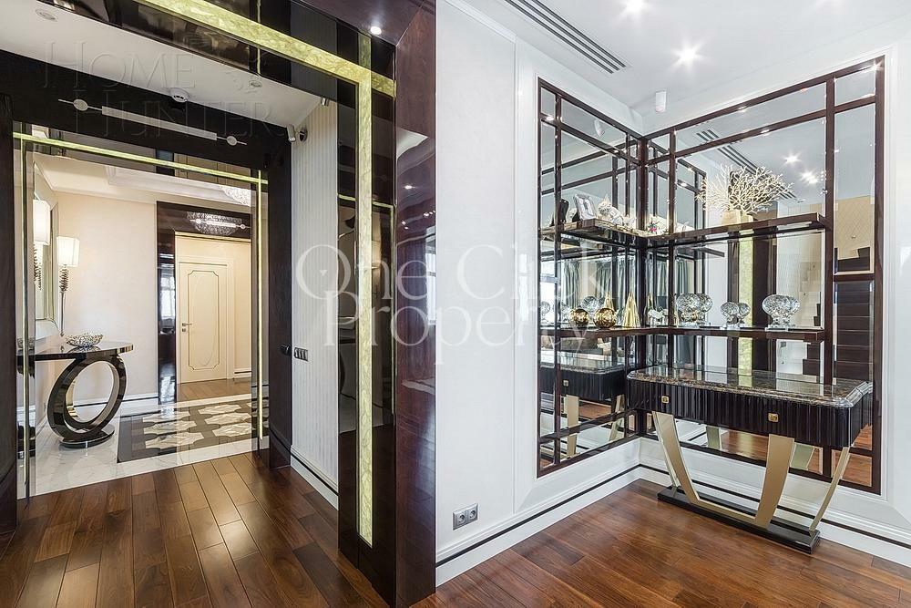 2-УРОВНЕВАЯ КВАРТИРА С ОТДЕЛКОЙ 228 М² НА 44 ЭТАЖЕ