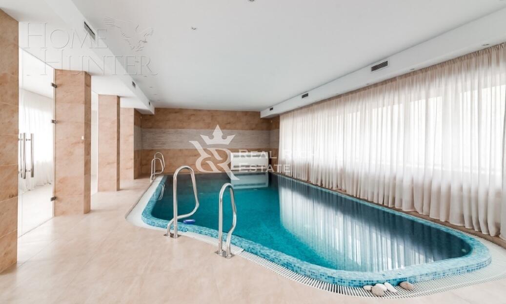 3-этажный коттедж 1 000 м² с отделкой