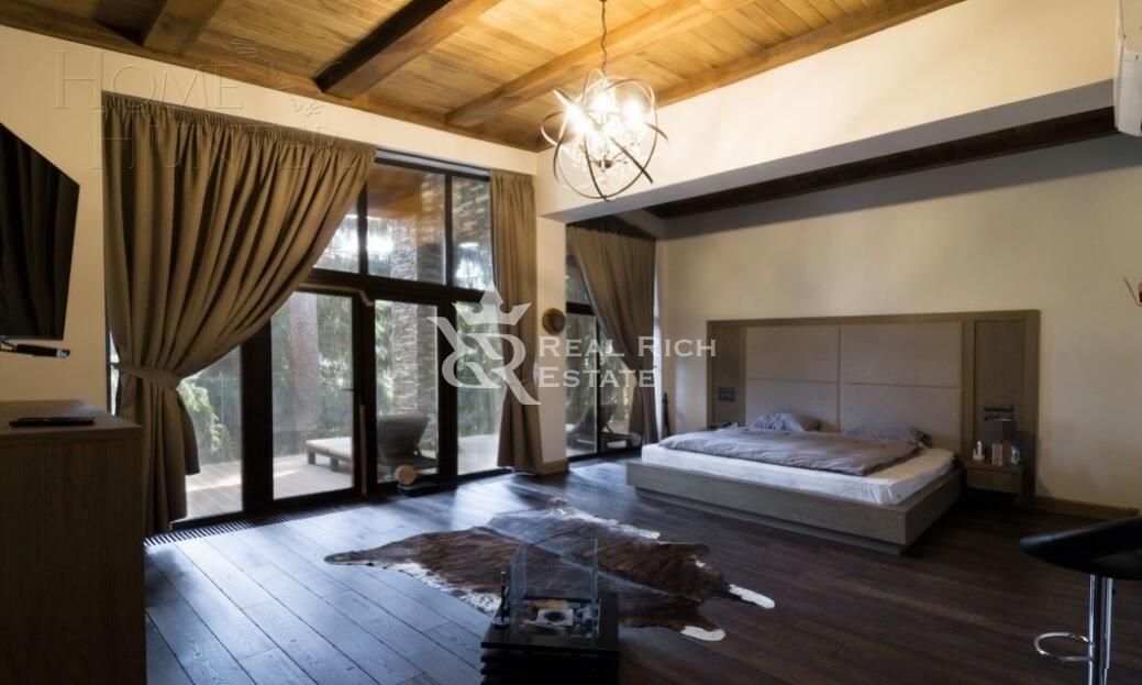 2-этажный коттедж 1 040 м² с отделкой