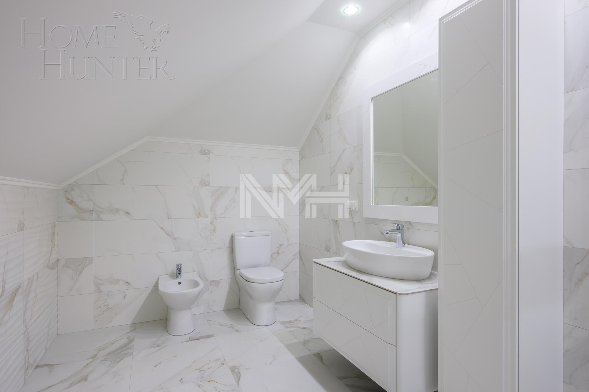 2-этажный коттедж 900 м² с отделкой