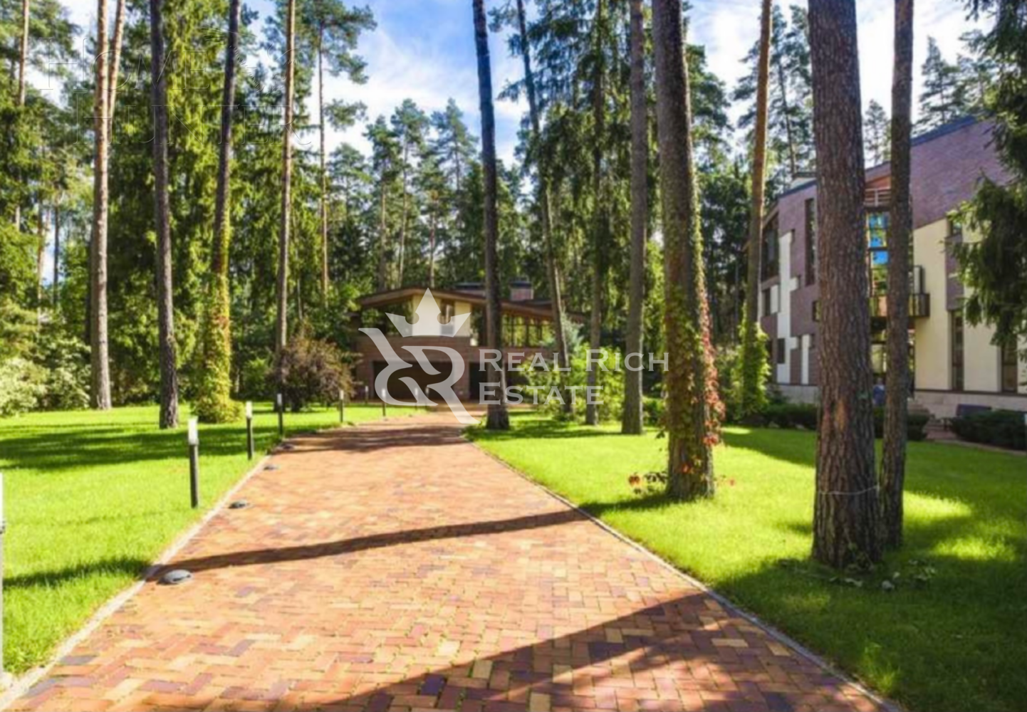 2-этажный коттедж 1 500 м² с отделкой