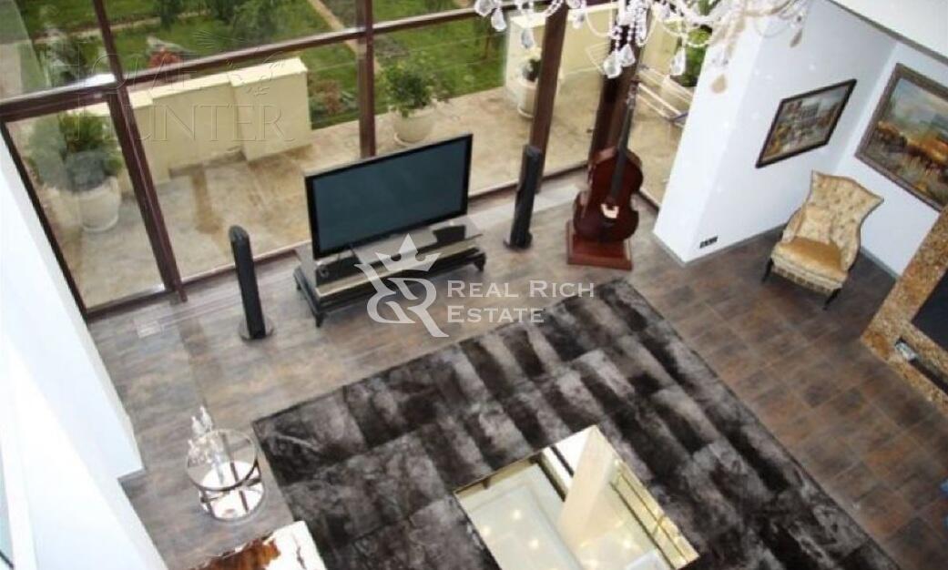 2-этажный коттедж 1 200 м² с отделкой