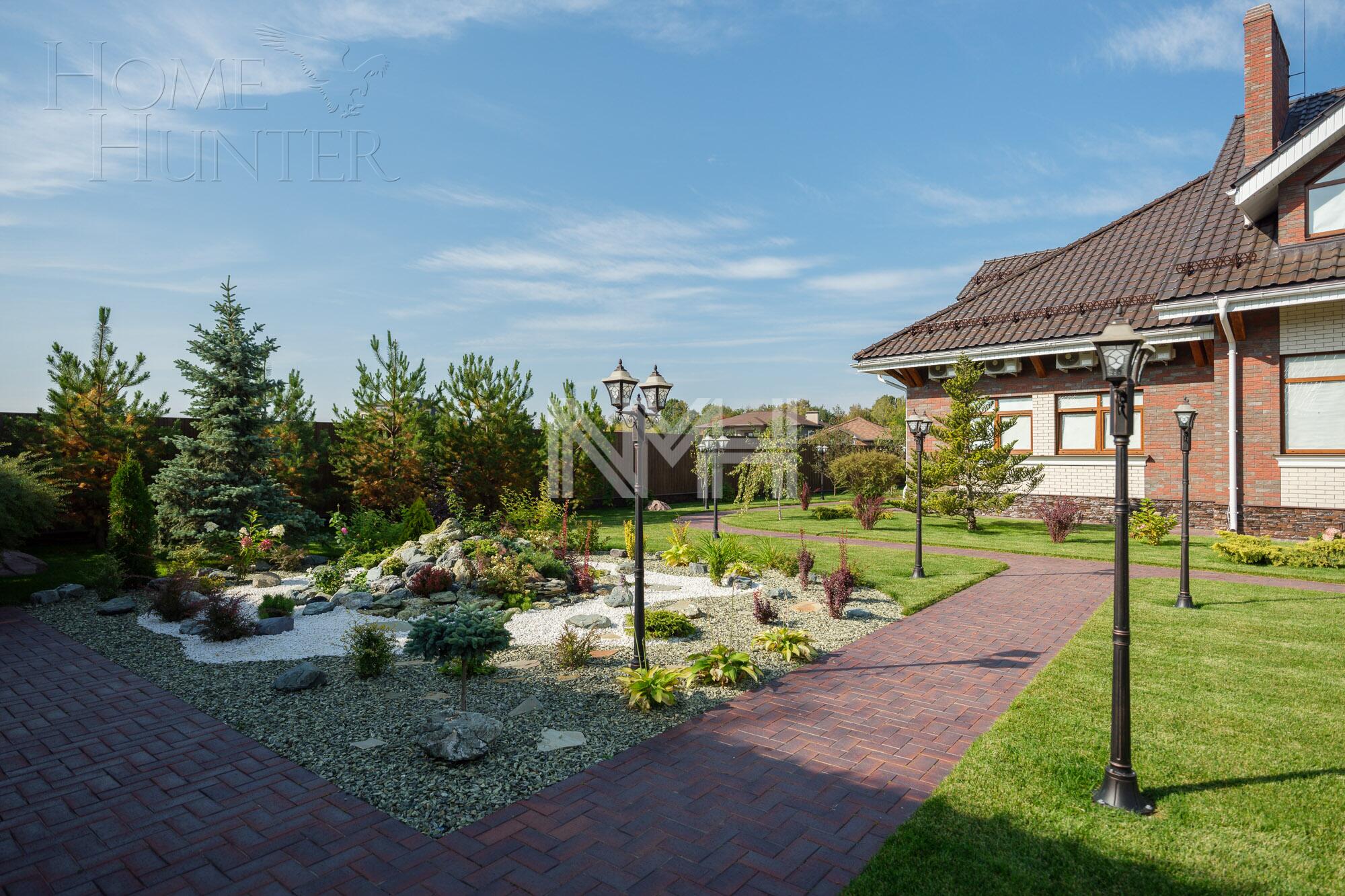 2-этажный коттедж 900 м² с отделкой