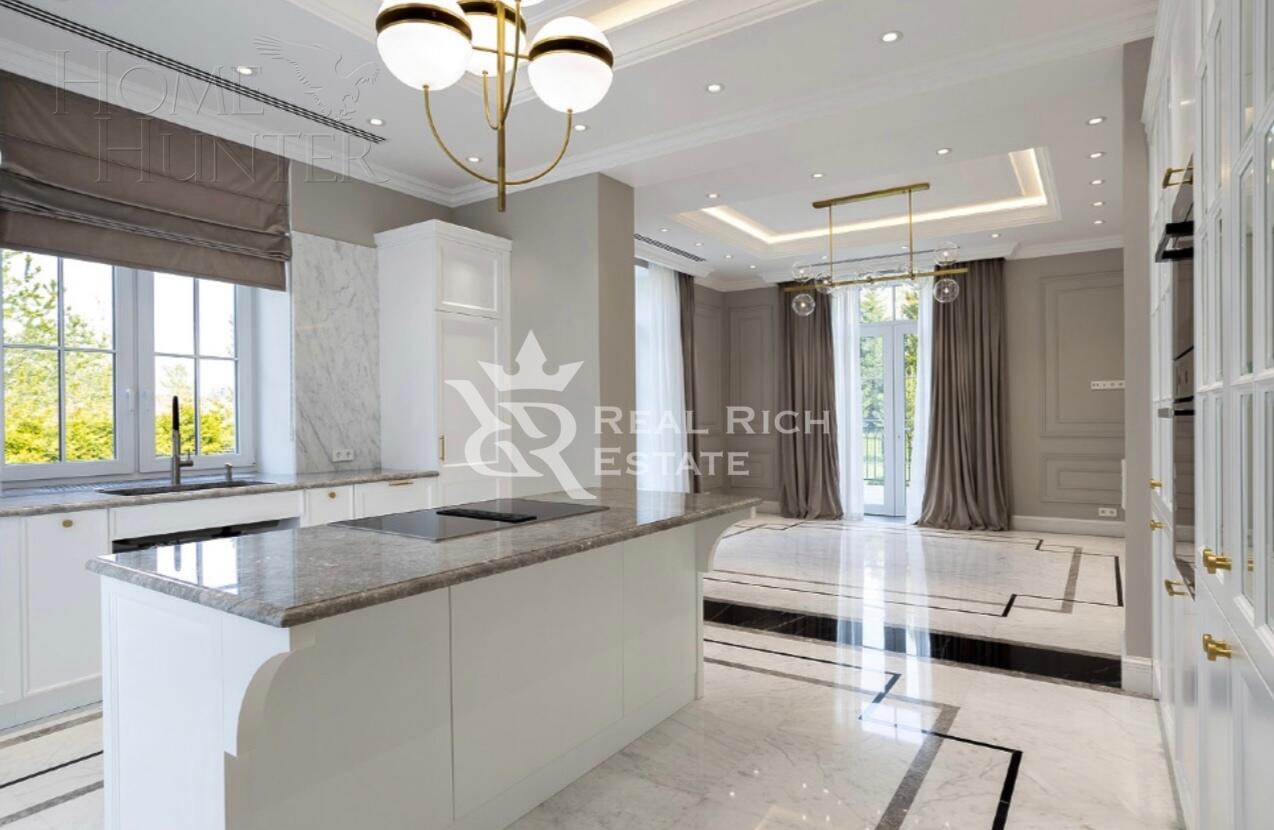 2-этажный коттедж 420 м² с отделкой