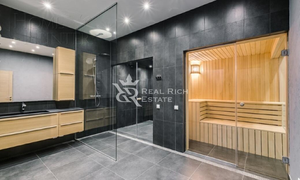 3-этажный таунхаус 360 м² с отделкой