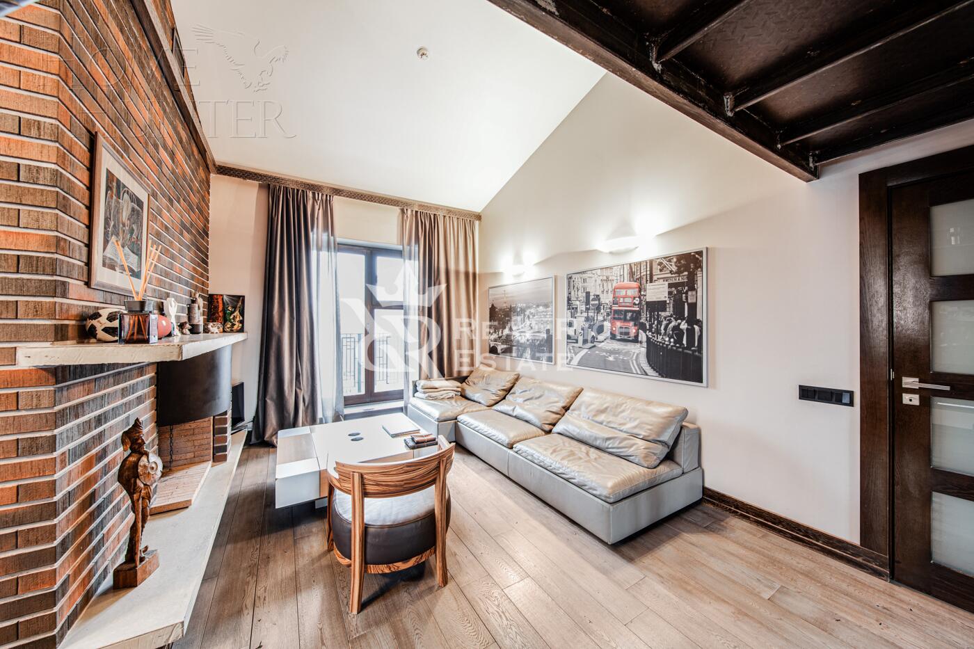 2-этажный коттедж 860 м² с отделкой