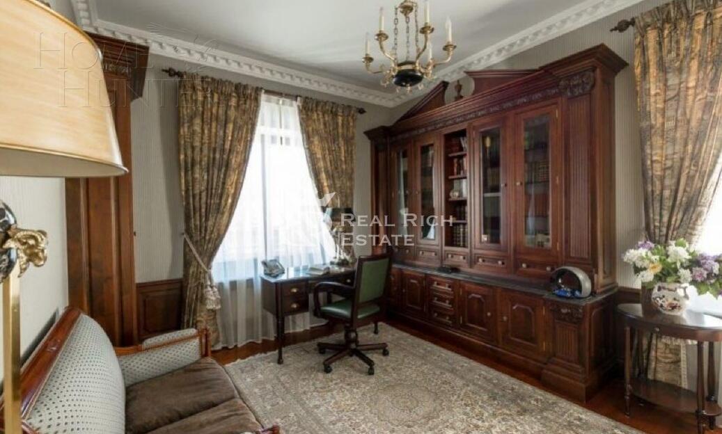 2-этажный коттедж 650 м² с отделкой