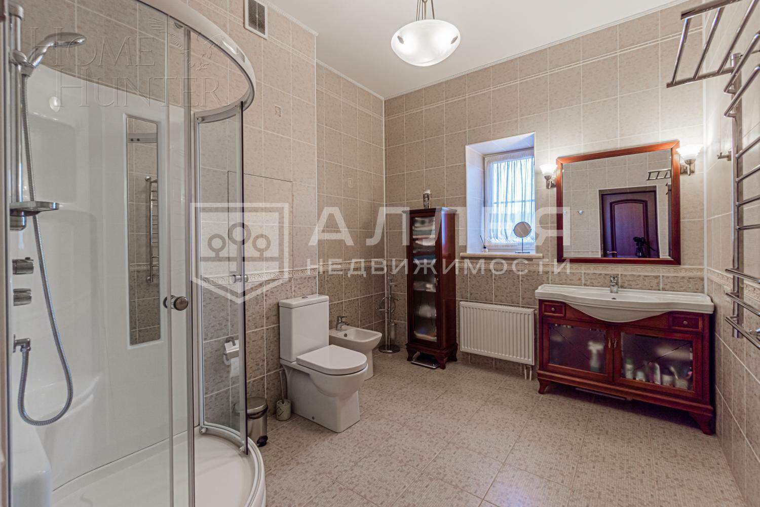 2-этажный коттедж 350 м² с отделкой