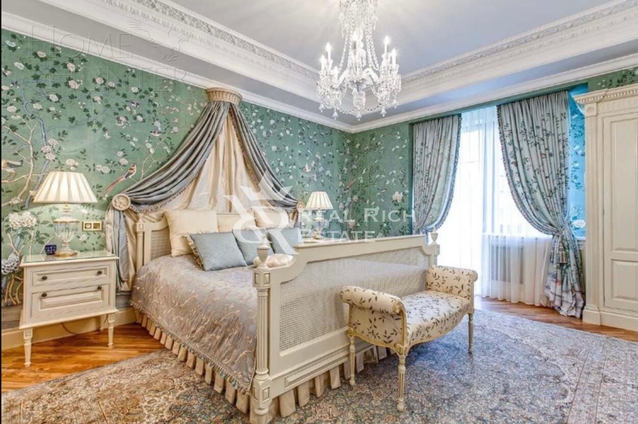 2-этажный коттедж 1 260 м² с отделкой