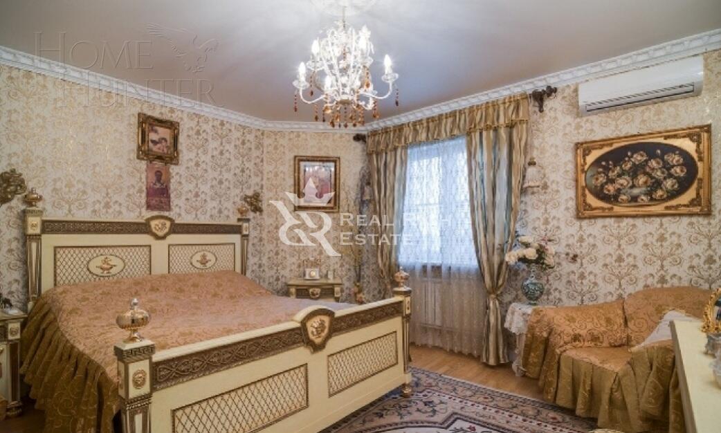2-этажный коттедж 250 м² с отделкой