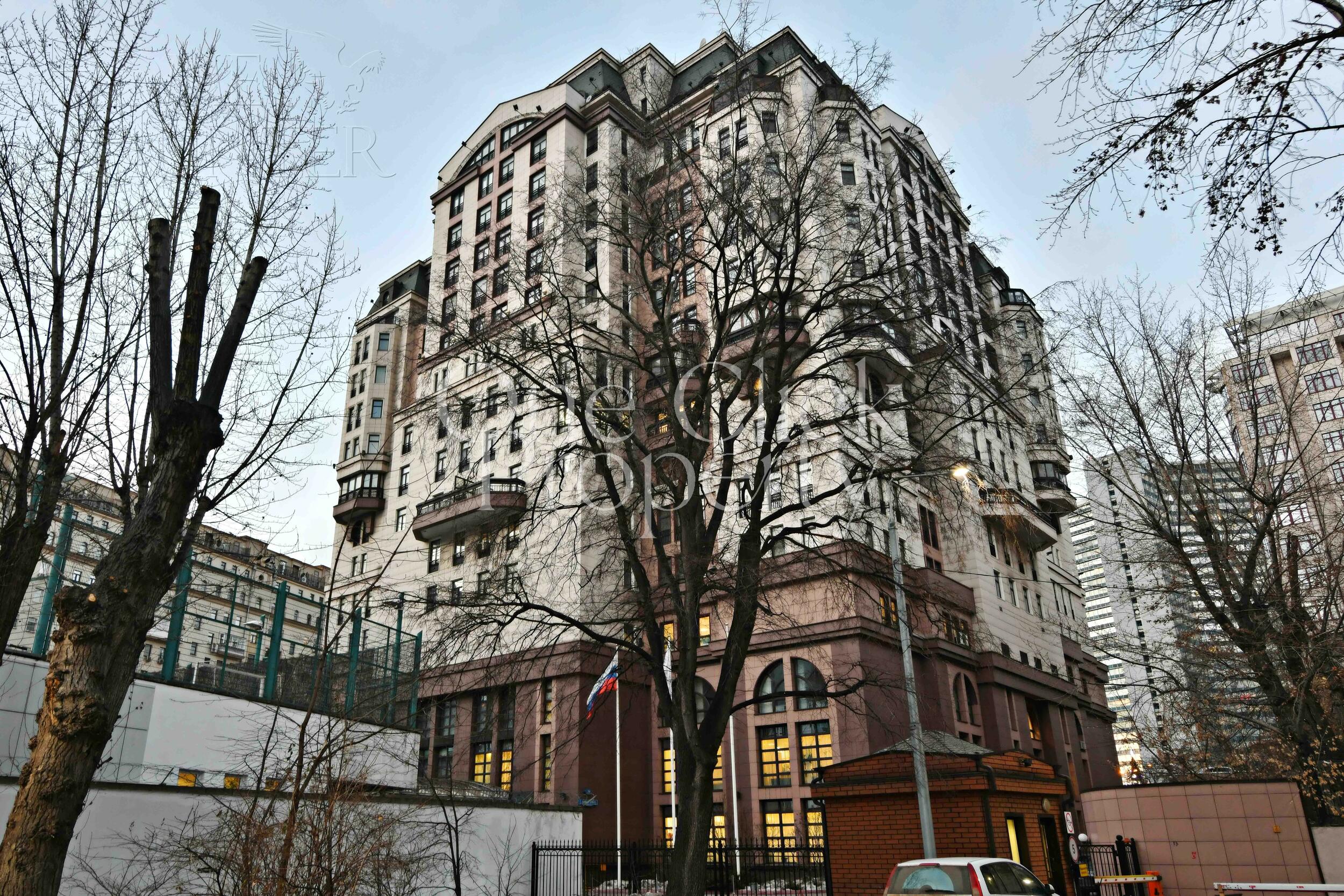 3-КОМН. КВАРТИРА С ОТДЕЛКОЙ 205 М² НА 10 ЭТАЖЕ