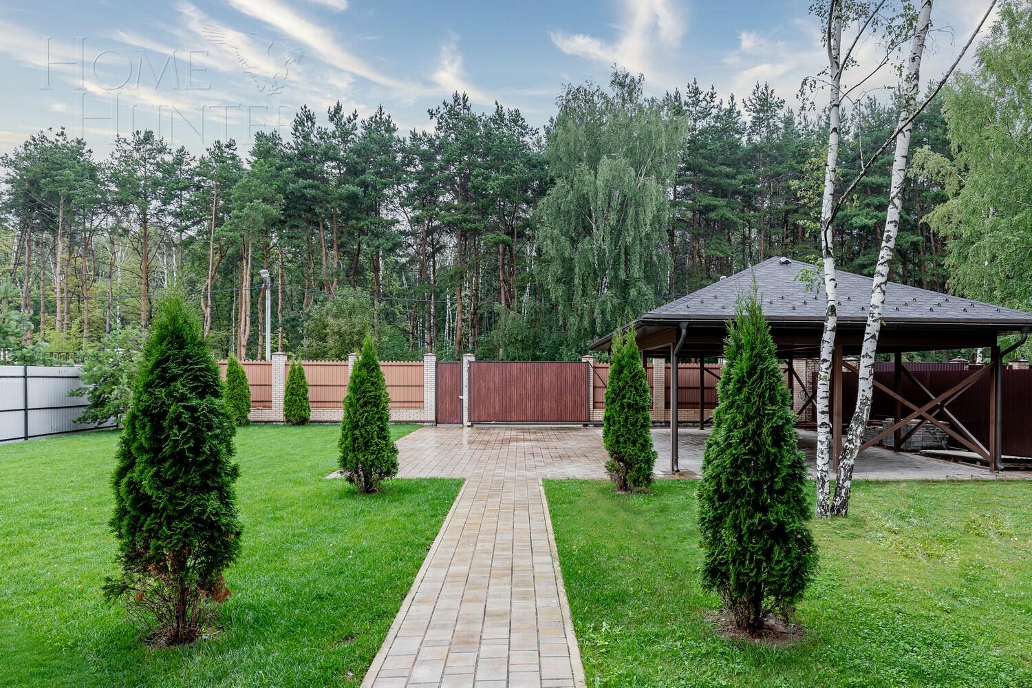 3-этажный коттедж 467 м² с отделкой