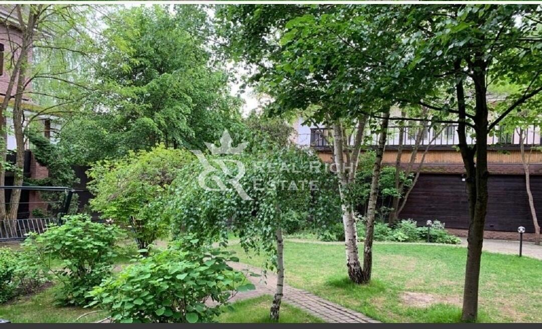 2-этажный коттедж 542 м² с отделкой