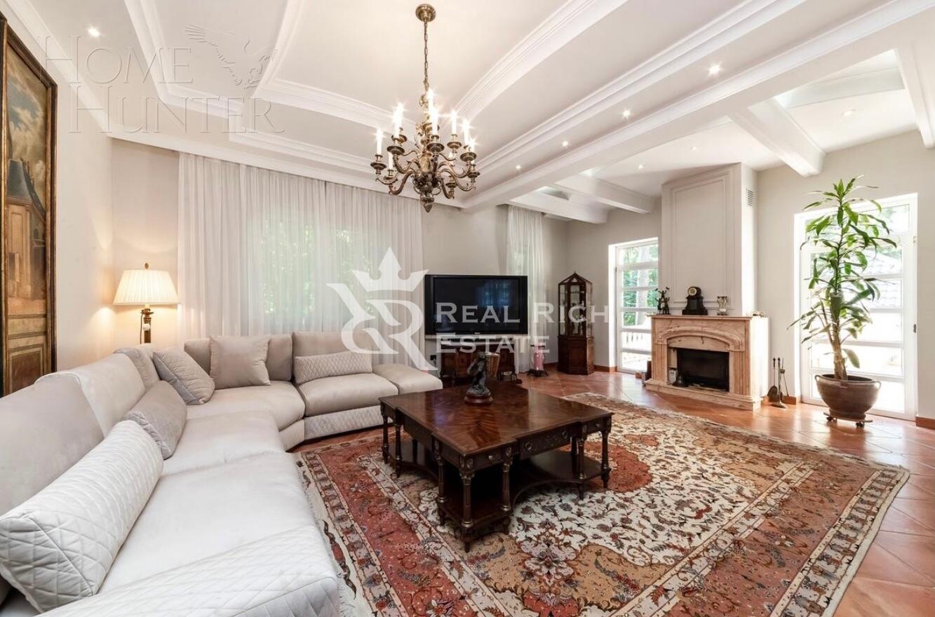 2-этажный коттедж 850 м² с отделкой