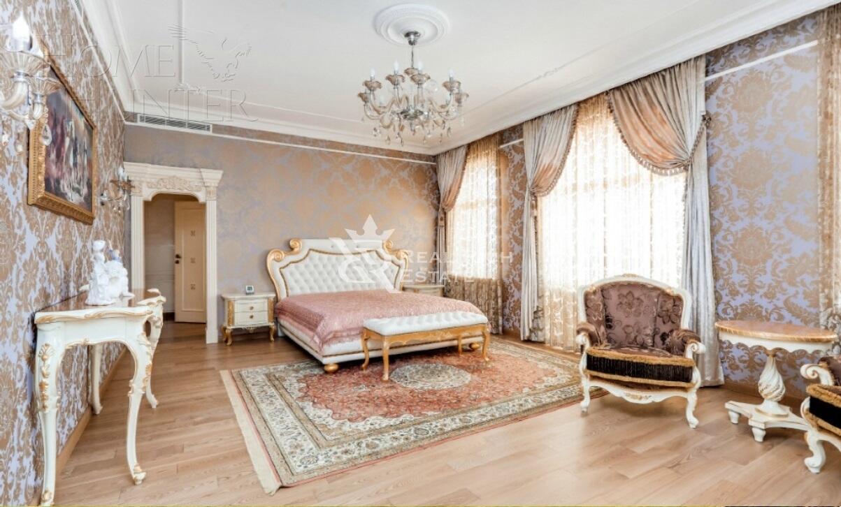 2-этажный коттедж 1 000 м² с отделкой