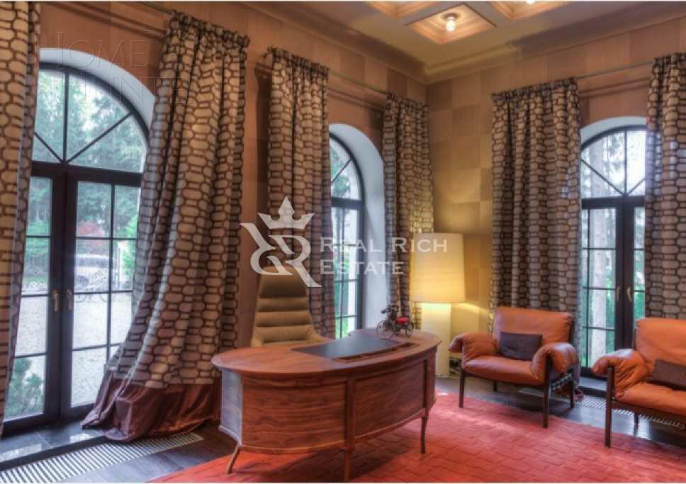 2-этажный коттедж 800 м² с отделкой