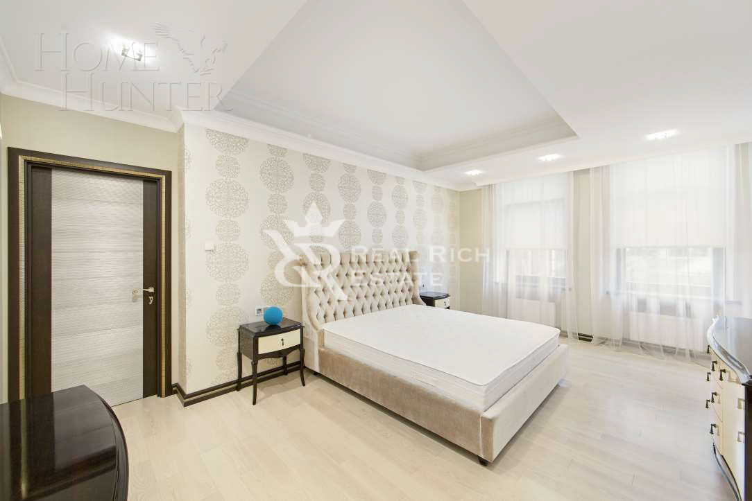 3-этажный коттедж 768 м² с отделкой