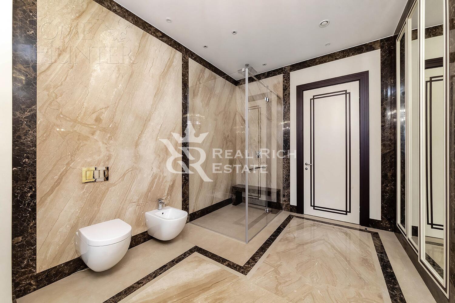 2-этажный коттедж 1 017.21 м² с отделкой