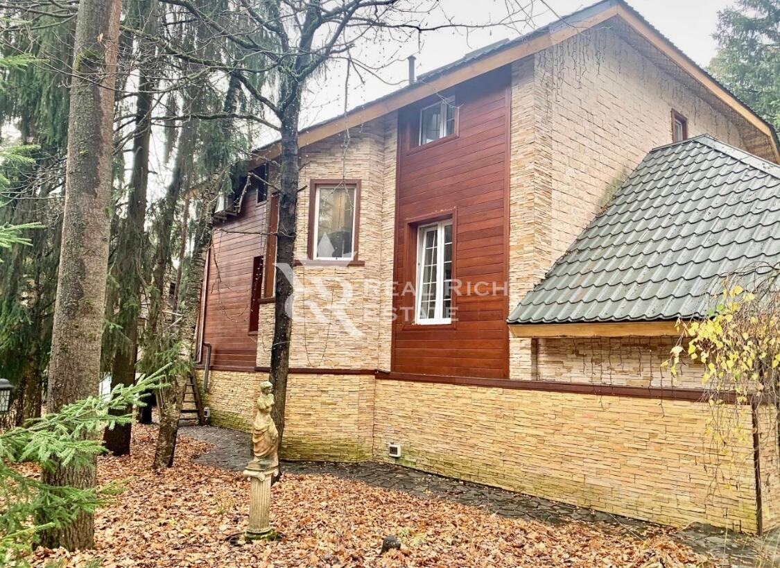 2-этажный коттедж 280 м² с отделкой