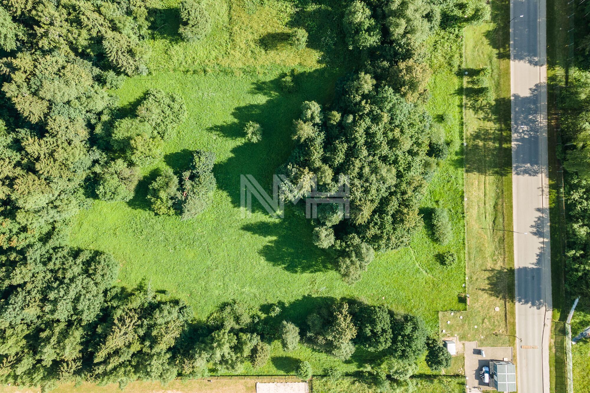 Участок 292.29 сот. в охраняемом поселке