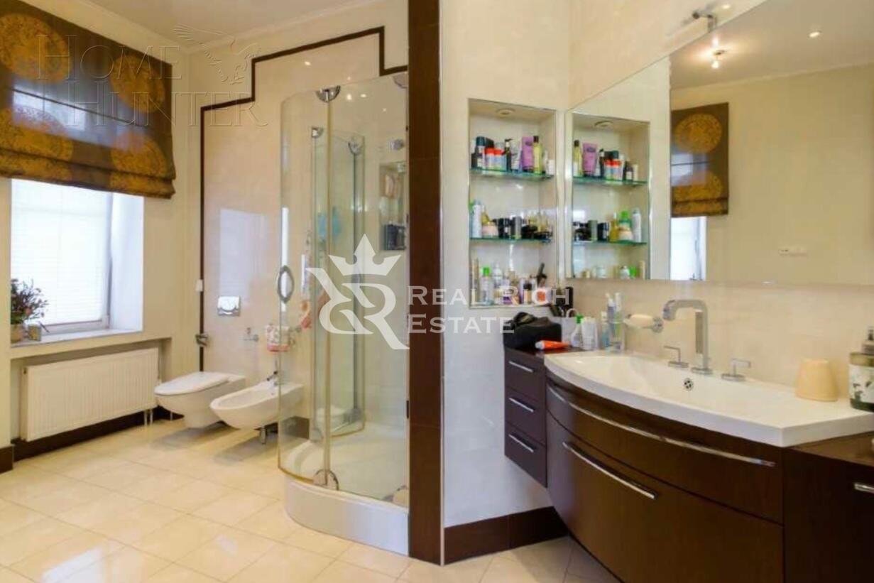 2-этажный коттедж 480 м² с отделкой