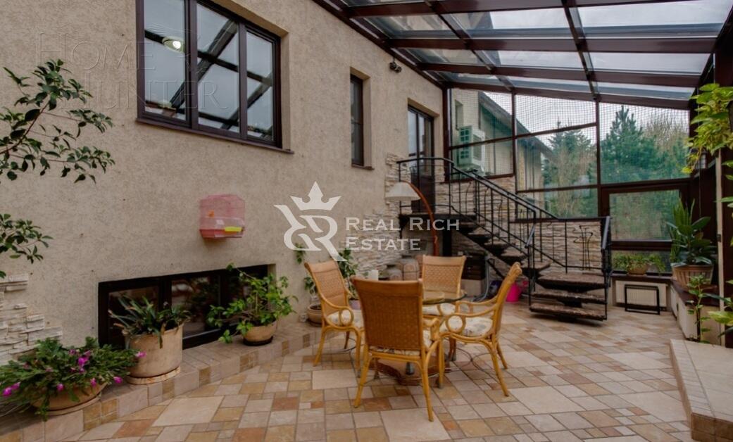 2-этажный коттедж 500 м² с отделкой