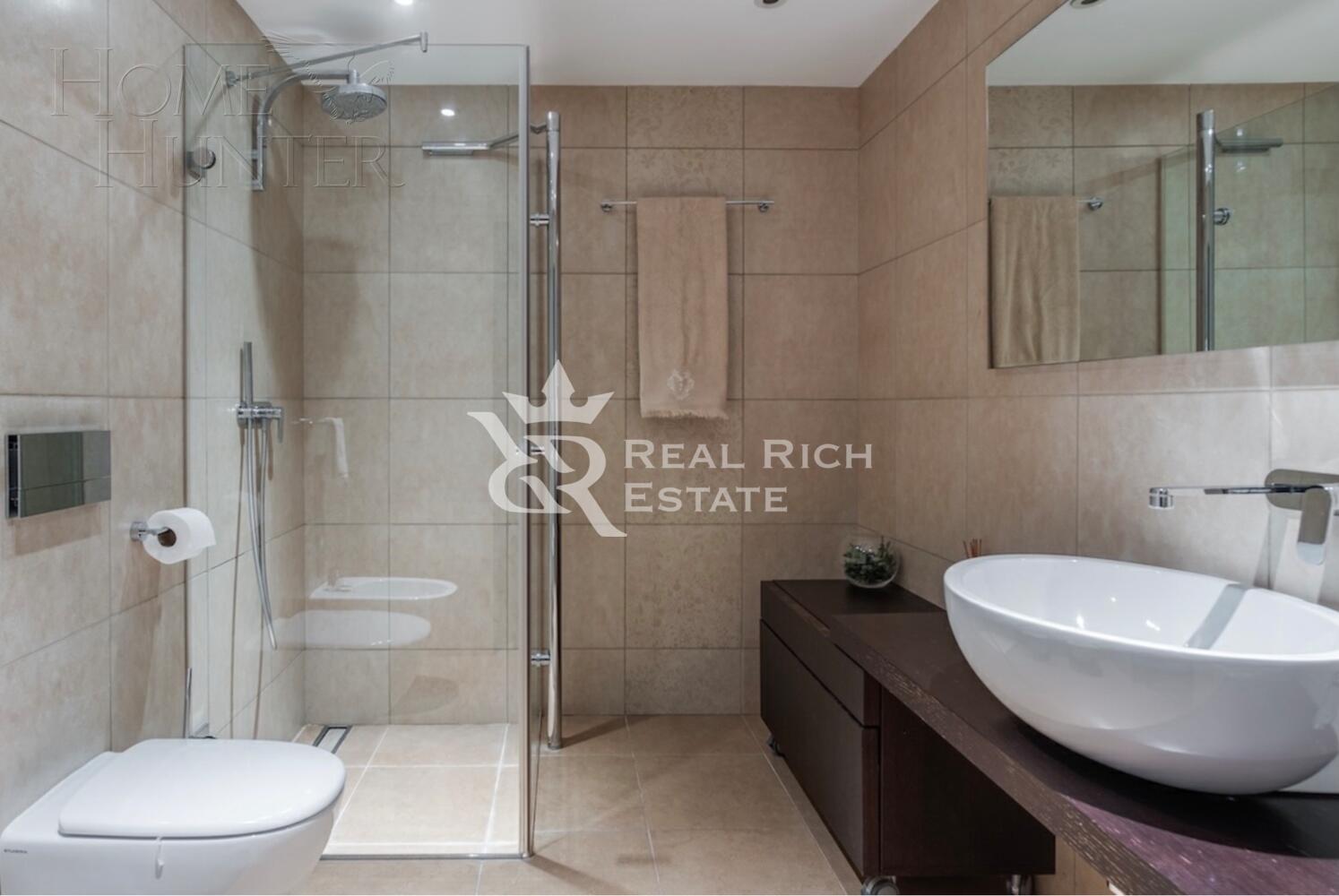 2-этажный коттедж 1 360 м² с отделкой