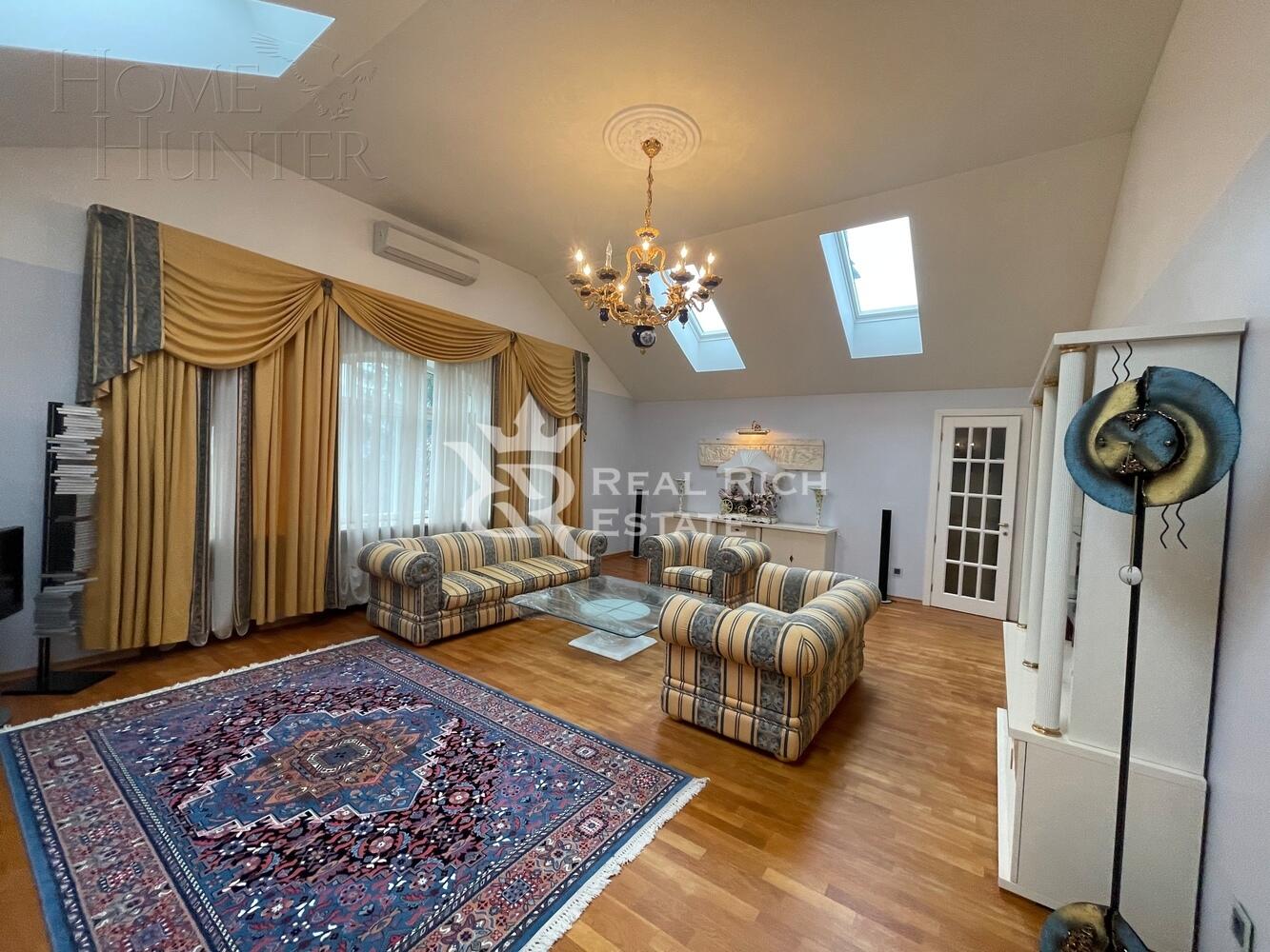 3-этажный коттедж 674 м² с отделкой