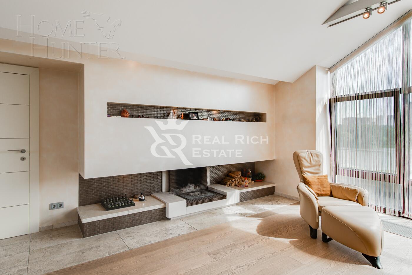 2-этажный коттедж 1 100 м² с отделкой