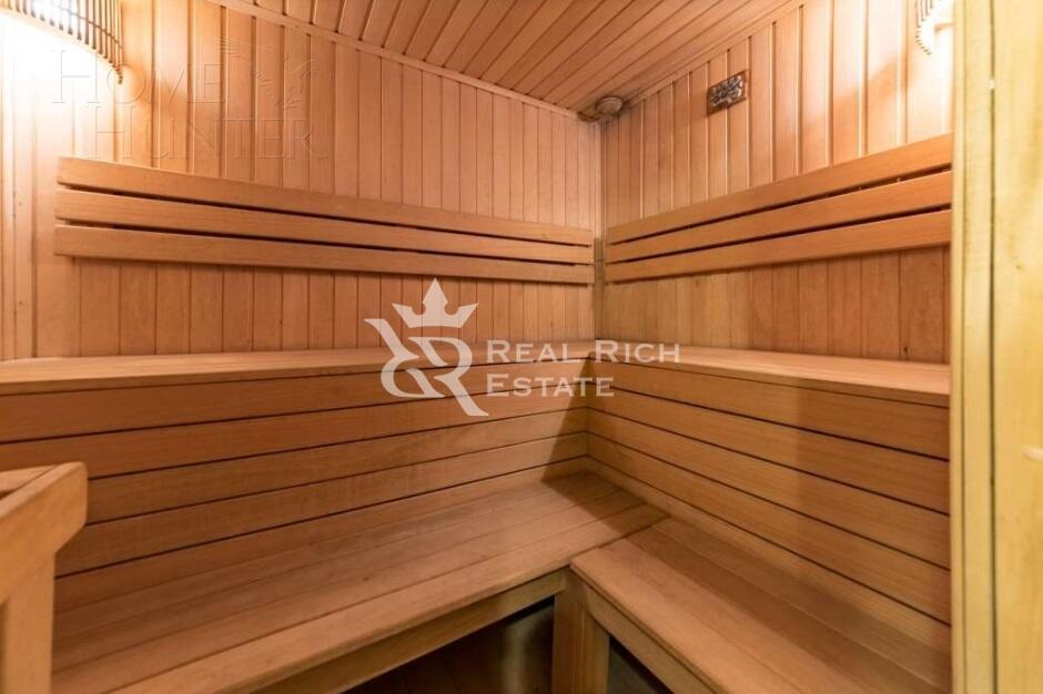 3-этажный коттедж 700 м² с отделкой