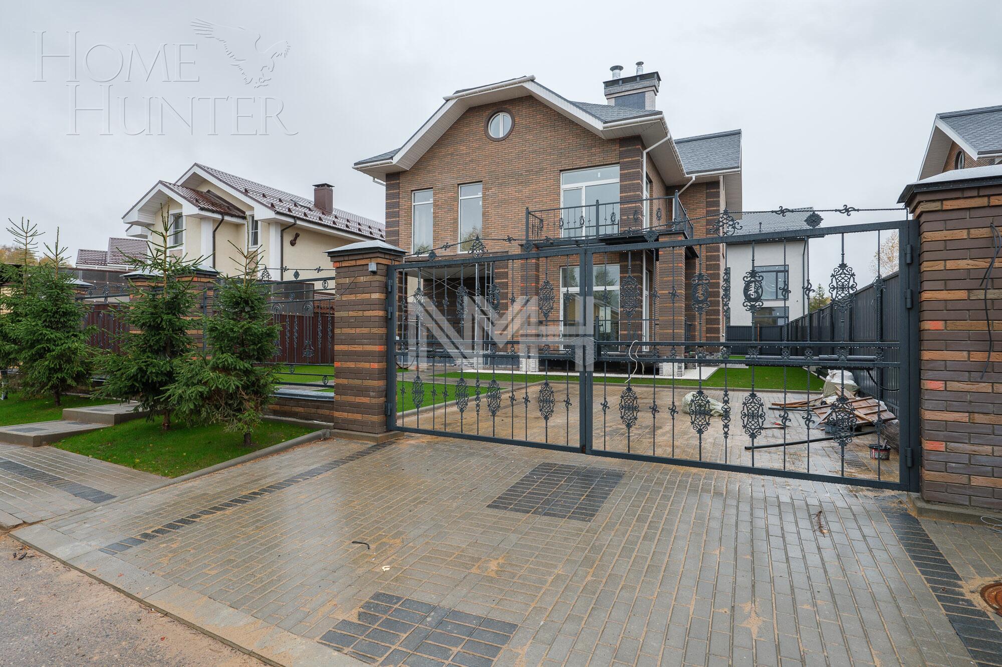 2-этажный коттедж 313 м² без отделки