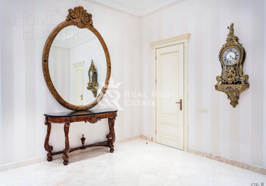 3-этажный коттедж 1 800 м² с отделкой