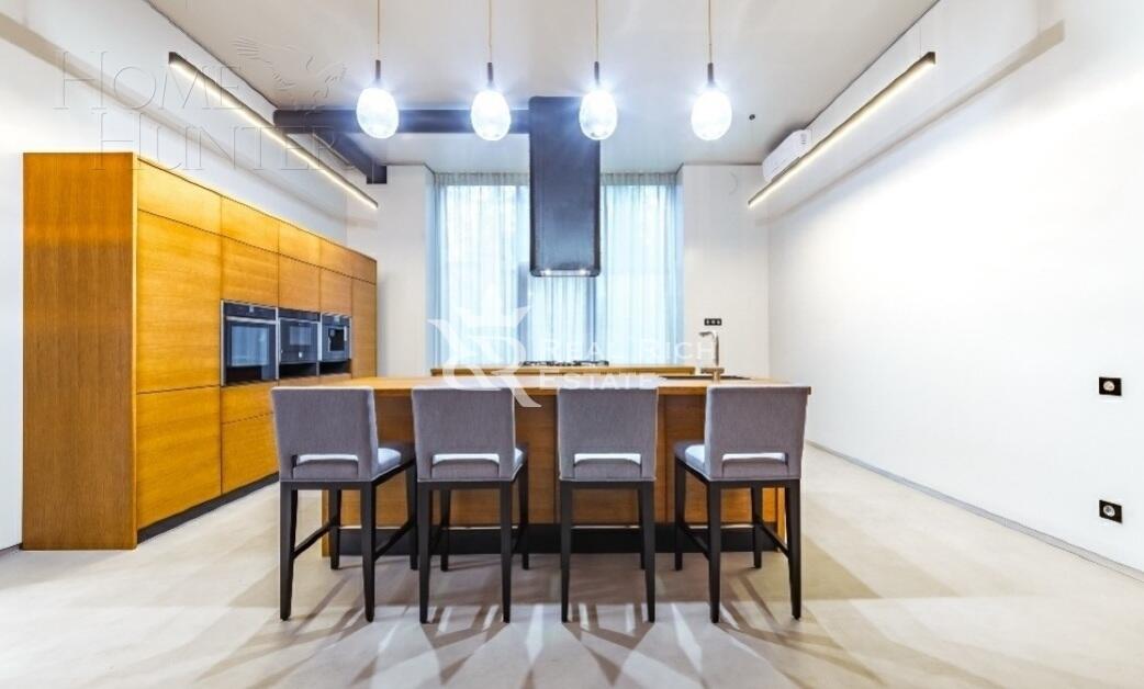 2-этажный коттедж 680 м² с отделкой