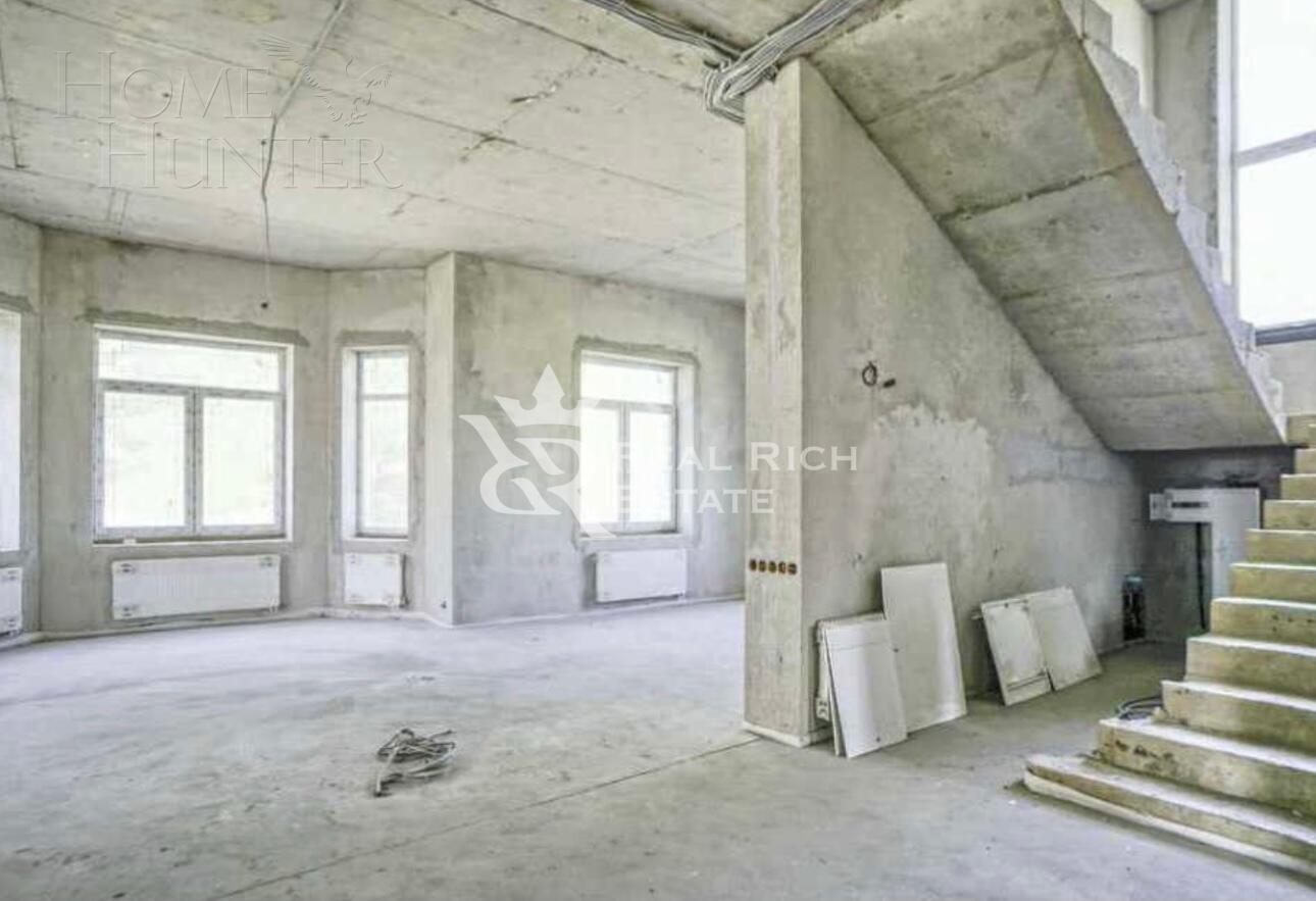 2-этажный коттедж 465 м² без отделки