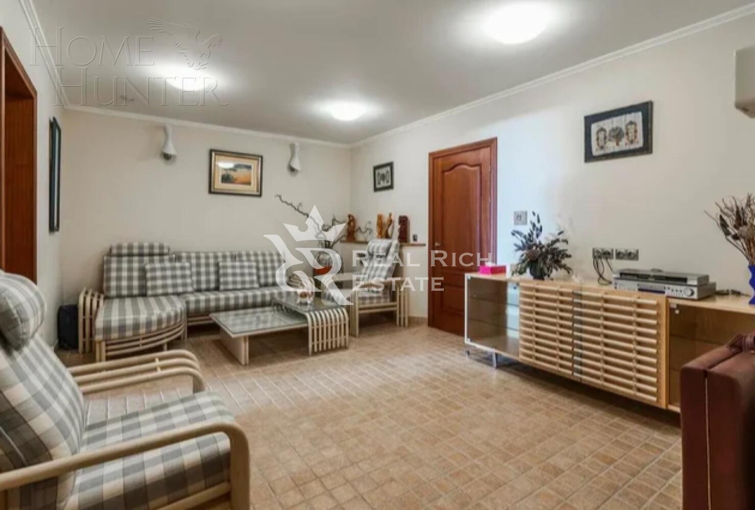 2-этажный коттедж 860 м² с отделкой