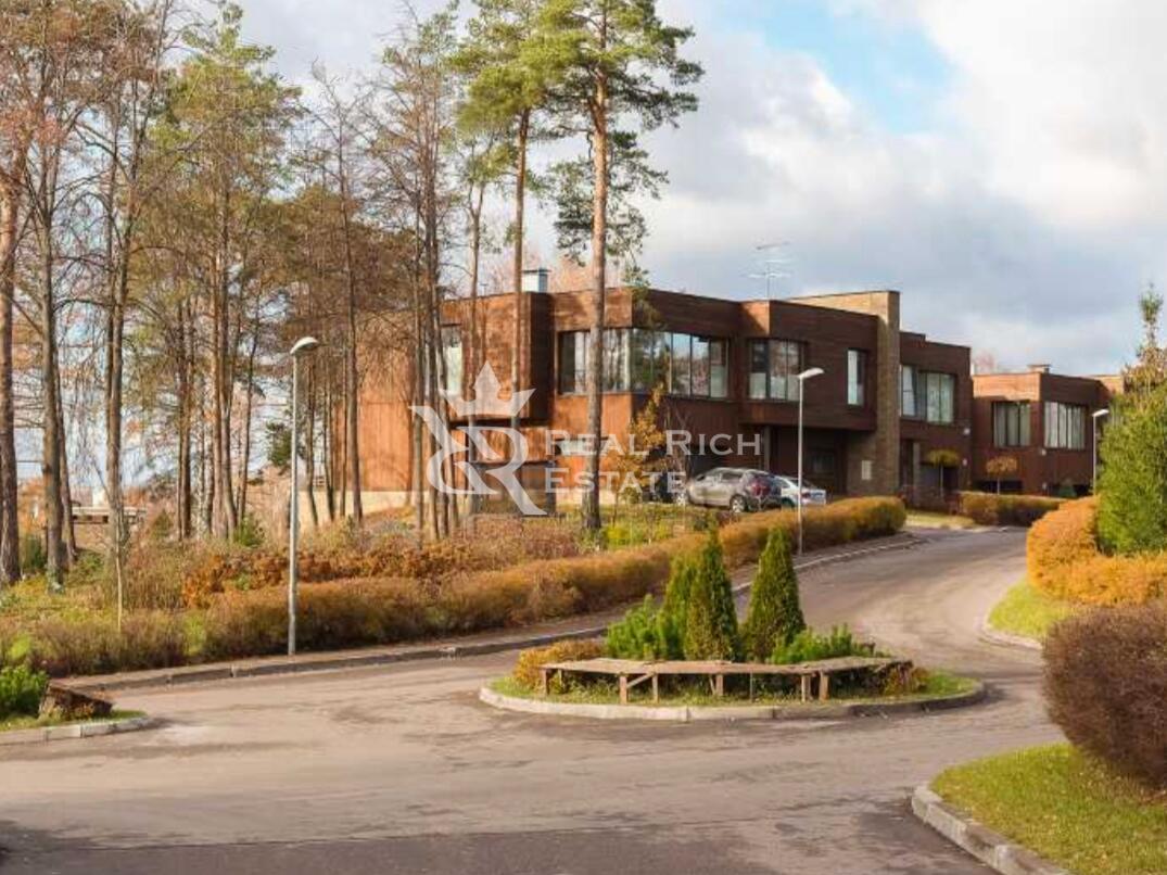 2-этажный коттедж 630 м² с отделкой