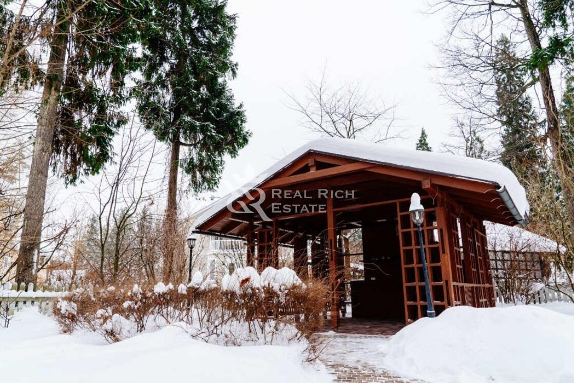 2-этажный коттедж 444 м² с отделкой